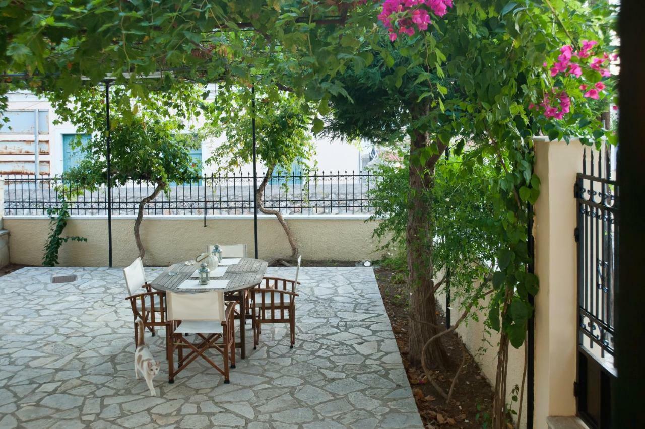 Elia Apartments Chrisso Delphi Buitenkant foto