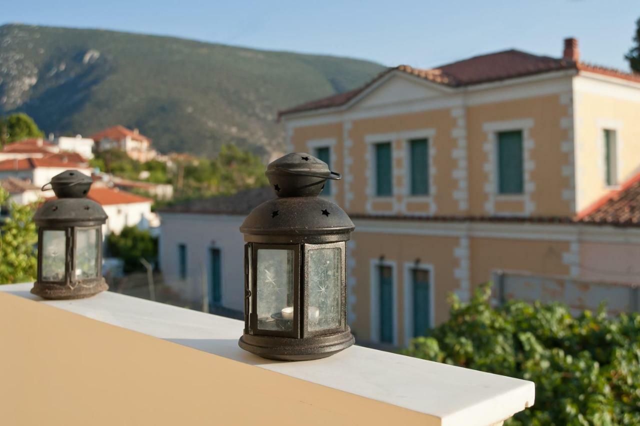Elia Apartments Chrisso Delphi Buitenkant foto